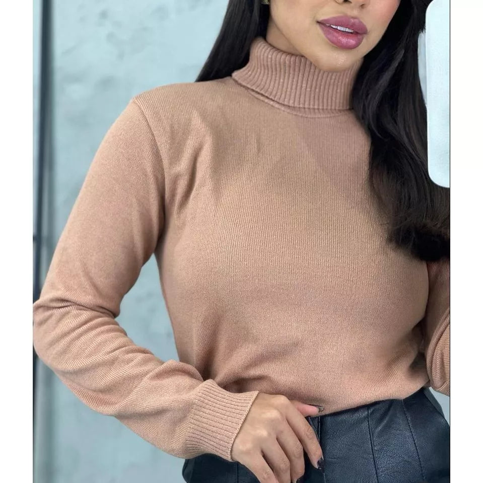 Blusa Gola Alta Básica Mariana